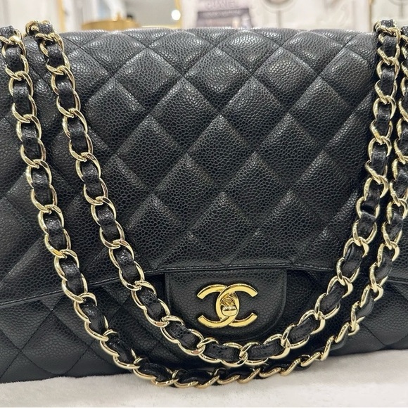 SOLD ON X POSTChanel MAXI  single flap caviar with gold hardware - Picture 17 of 17